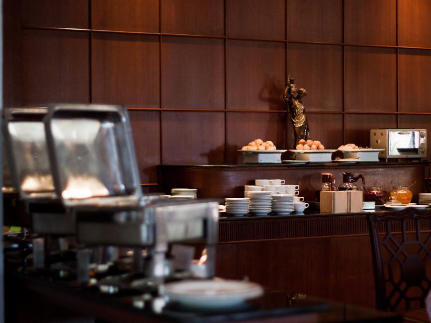 Laithong Hotel Убон Ратчатани Екстериор снимка